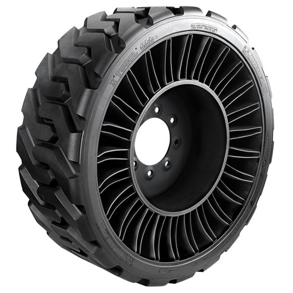 Michelin’s X Tweel SSL performs like a pneumatic tyre, but without the risk and downtime associated with punctures and impact damage.